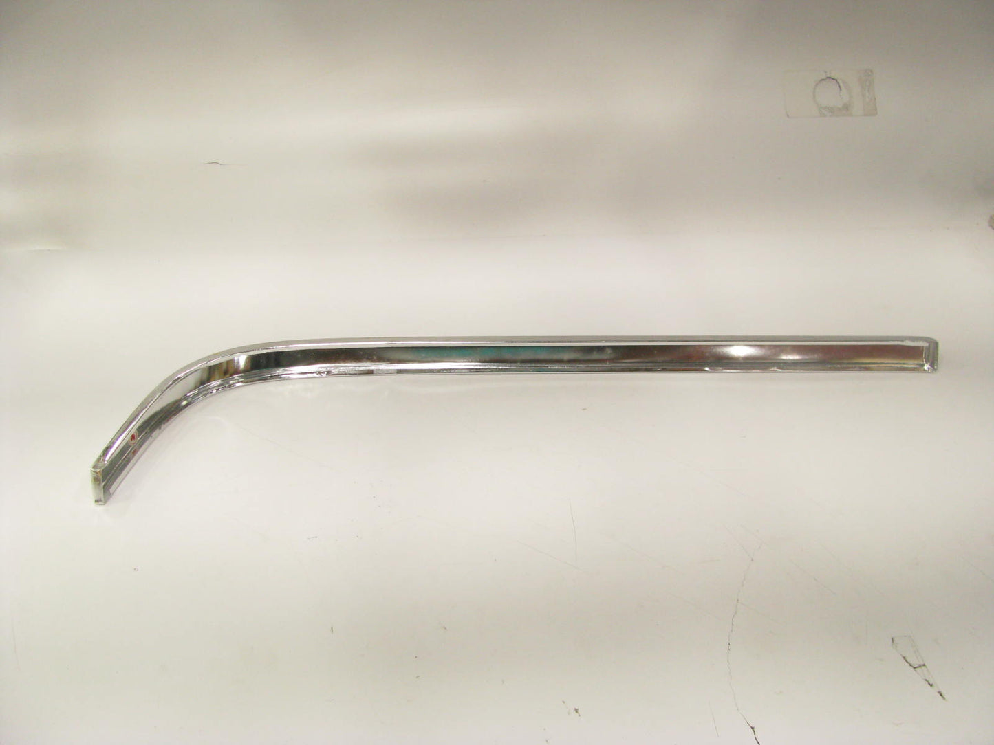 New Genuine OEM NOS Rear Left Tail Light Lamp Moulding 85-86 Cougar Thunderbird