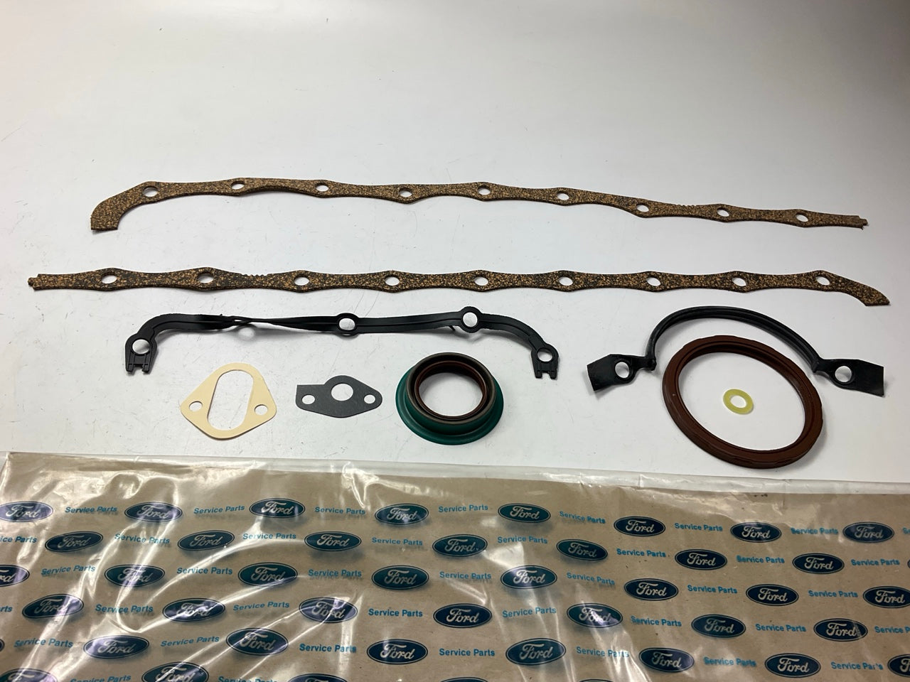 INCOMPLETE Ford E5TZ-6E078-B Lower Engine Conversion Gasket Set 1985-1987 300-L6