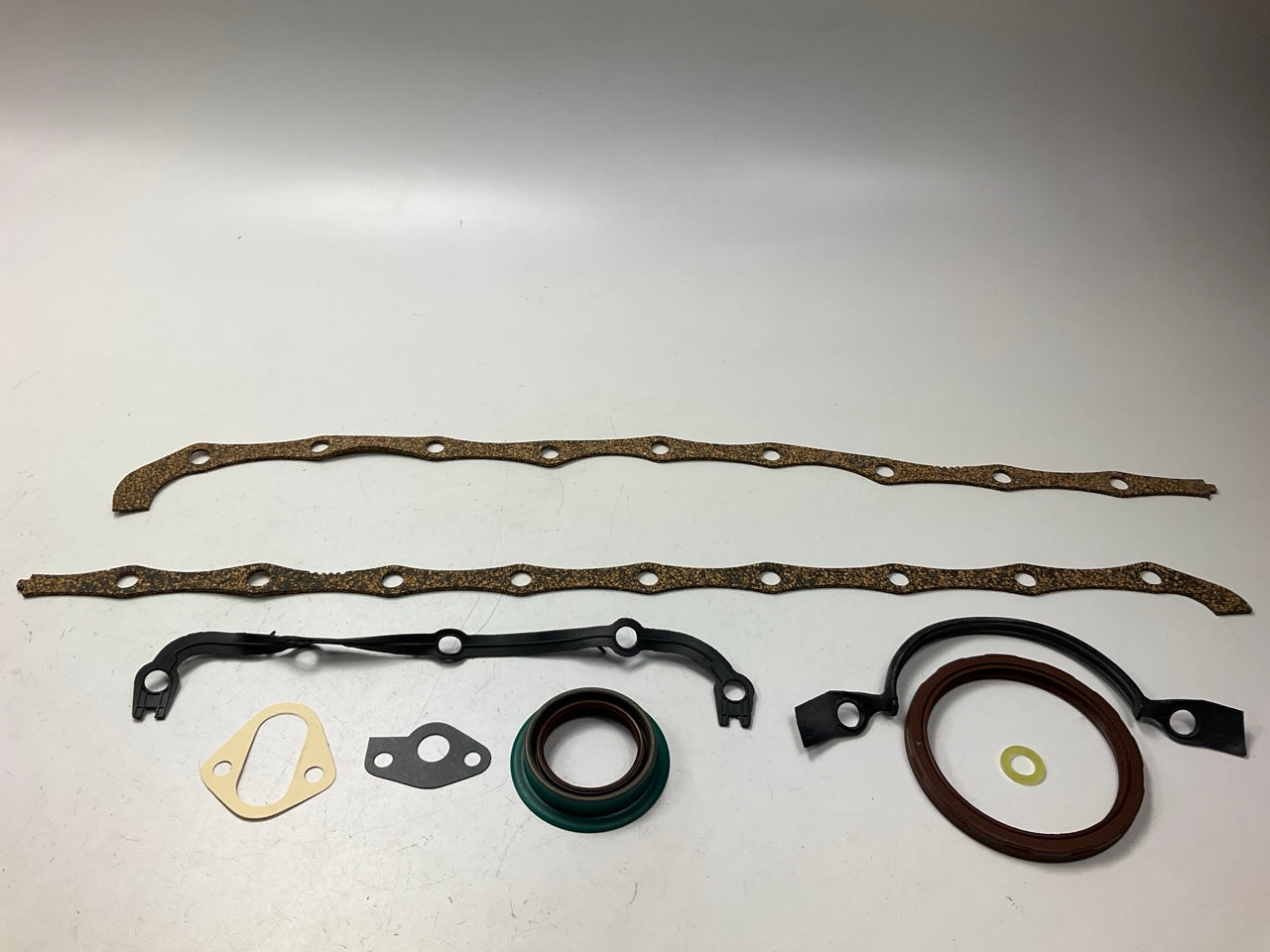INCOMPLETE Ford E5TZ-6E078-B Lower Engine Conversion Gasket Set 1985-1987 300-L6