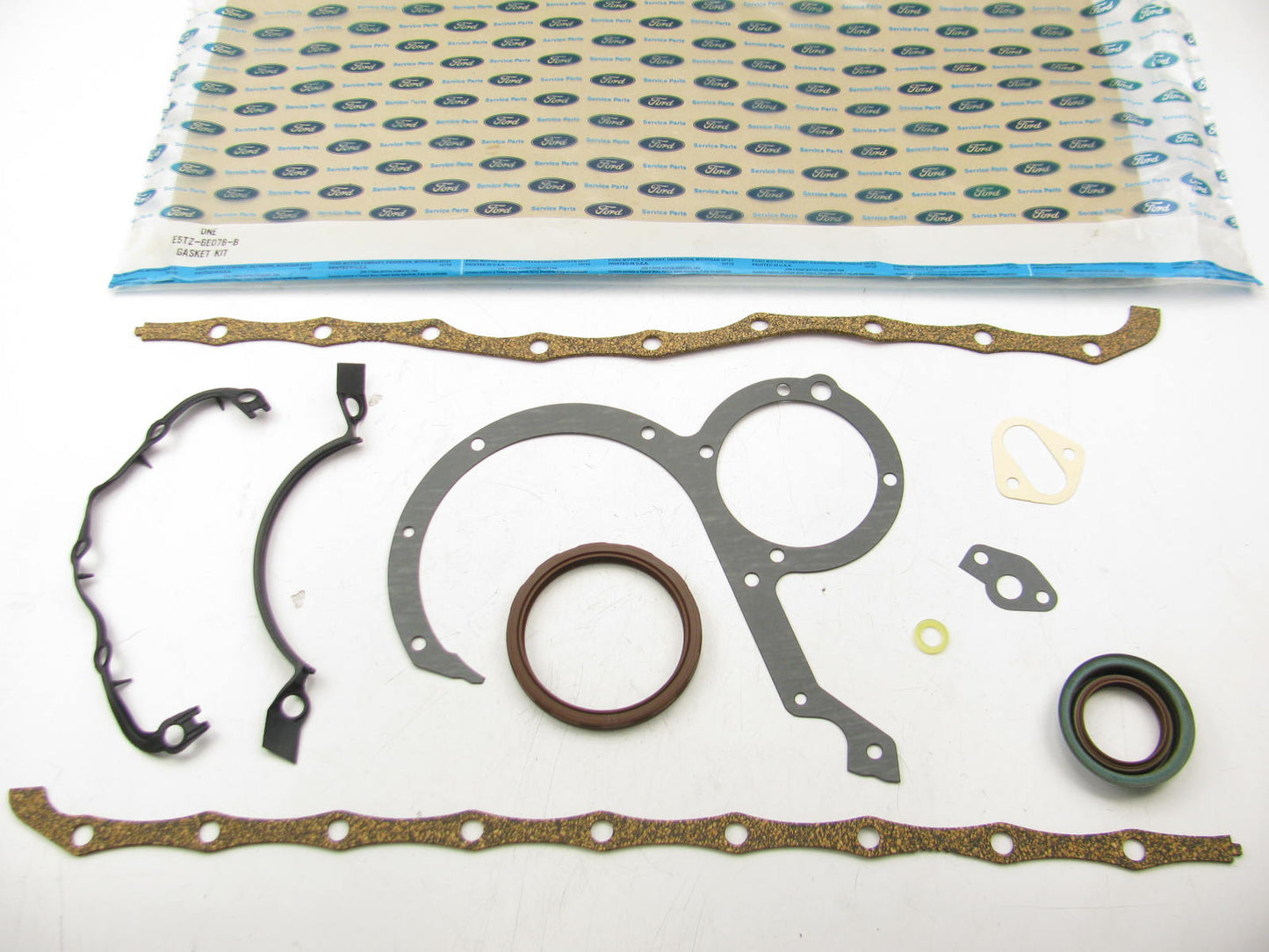 NEW OEM Ford E5TZ-6E078-B Lower Engine Conversion Gasket Set 1985-1987 300 4.9L