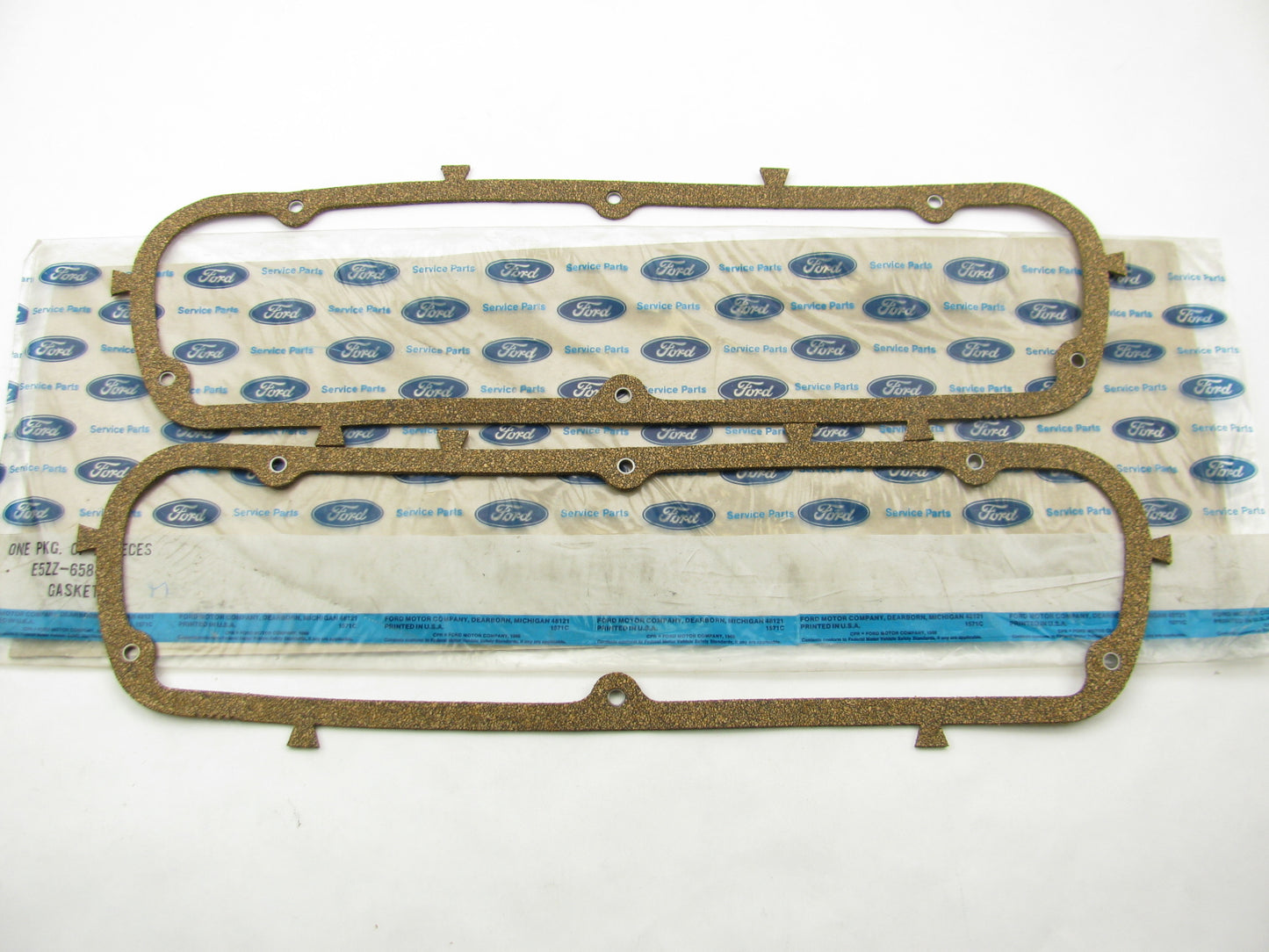 NEW - OEM Ford E5ZZ-6584-A Valve Cover Gasket Set 1980-1985 5.0L 302 5.8L 351 V8