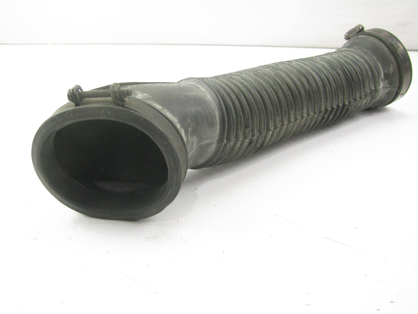 NOS OEM FORD Cold Air Intake Hose E63Z-9B659-C For 85-86 Tempo 2.3L