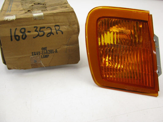NEW - OEM Ford E64Y15A201A Passenger Side Marker Light 1986-1988 Mercury Sable