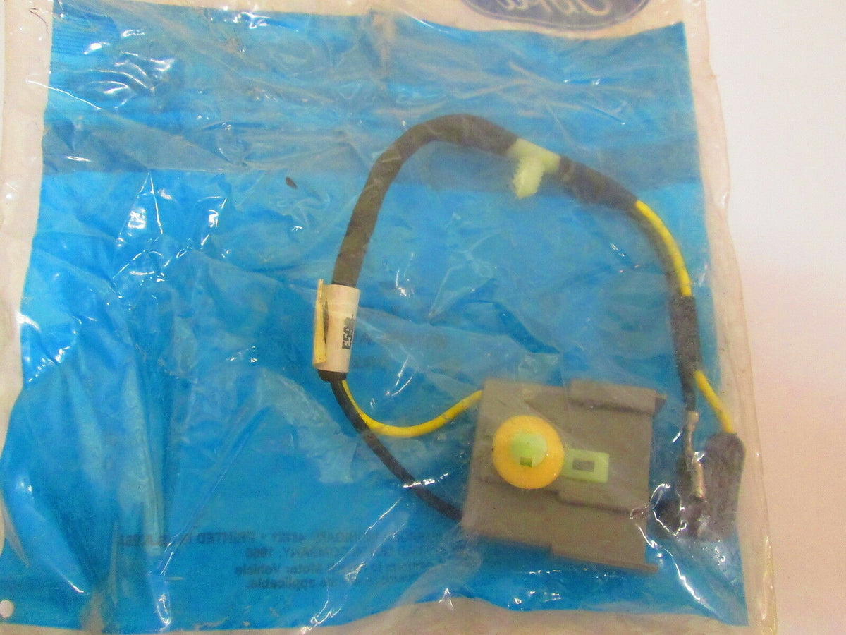 NEW - OEM Ford E69Z-15A056-A Cigar Lighter Wiring Assembly 1986-1992 Aerostar