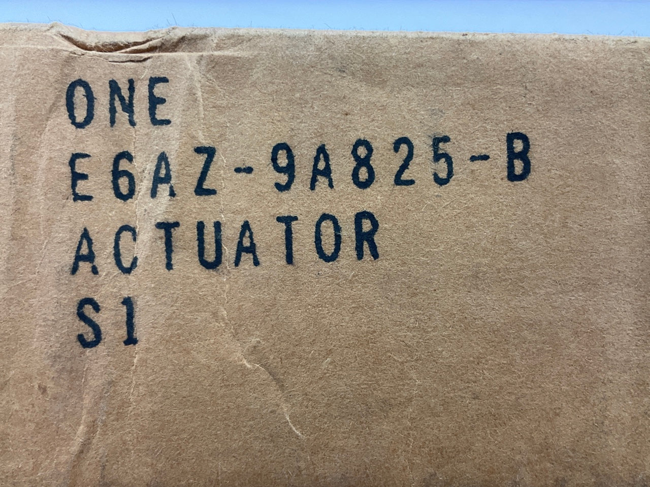 NEW - OEM Ford E6AZ-9A825-B Cruise Control Actuator Cable