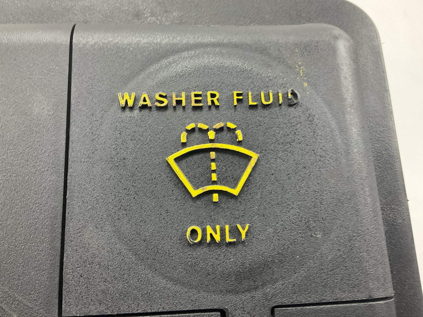 NEW - OEM Ford E6DZ-17618-A Windshield Washer Reservoir 1986-1989 Taurus 3.0L-V6