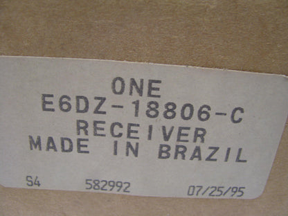 Ford OEM E6DZ-18806-C Midline Electronic AM/FM Radio 1986-88 Thunderbird Cougar