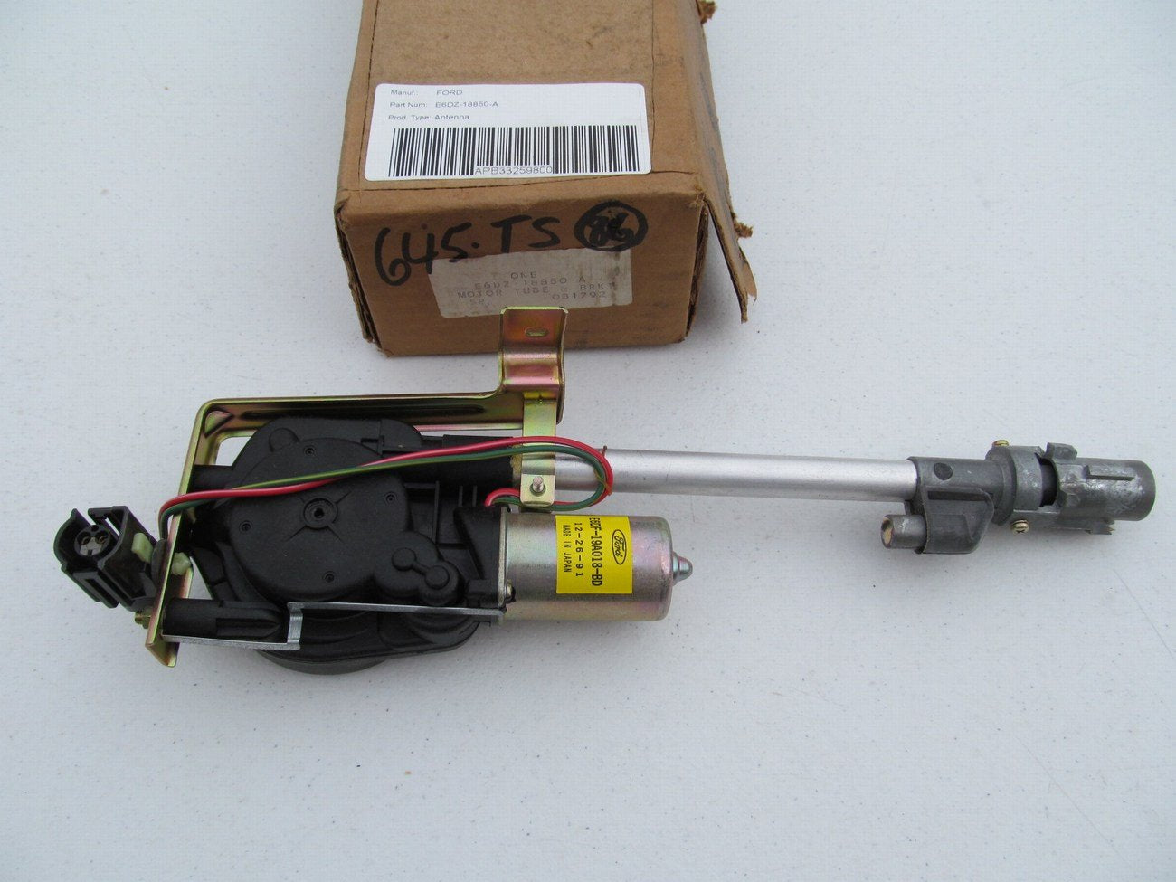 NEW - OEM Ford E6DZ-18850-A Power Antenna Assembly 1986-1991 Taurus & Sable