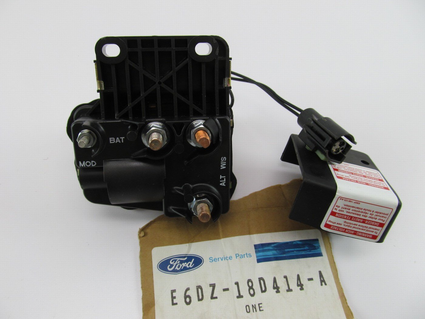 NEW GENUINE OEM Ford E6DZ-18D414-A Heated Windshield Glass Relay 86-88 Taurus