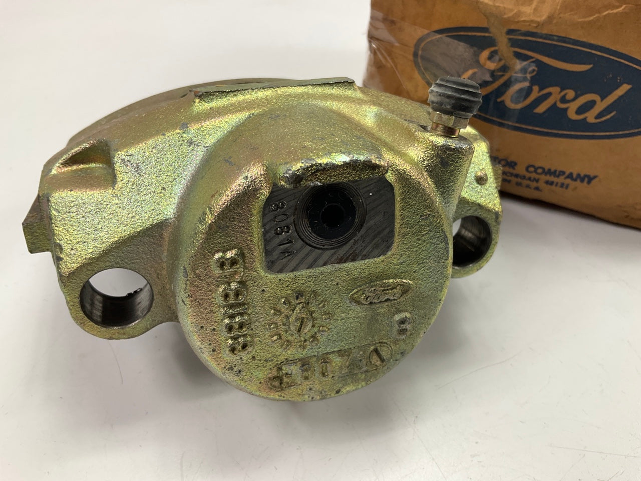 NEW - OEM Ford E6DZ-2B120-B Front Right Disc Brake Caliper