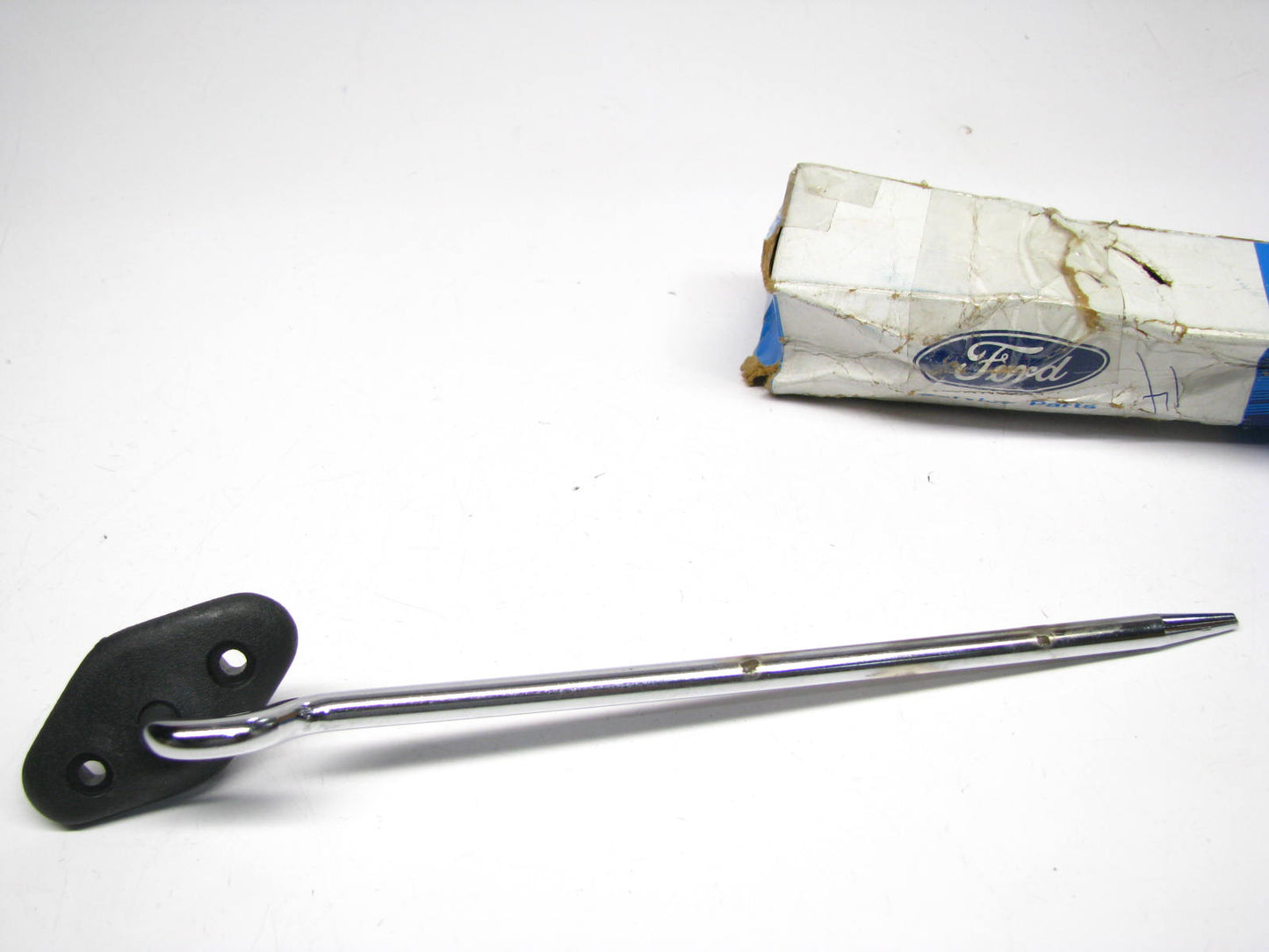 NEW - OEM Ford E6DZ-5404144-A Right Sun Visor Arm & Bracket For 1986-1989 Taurus