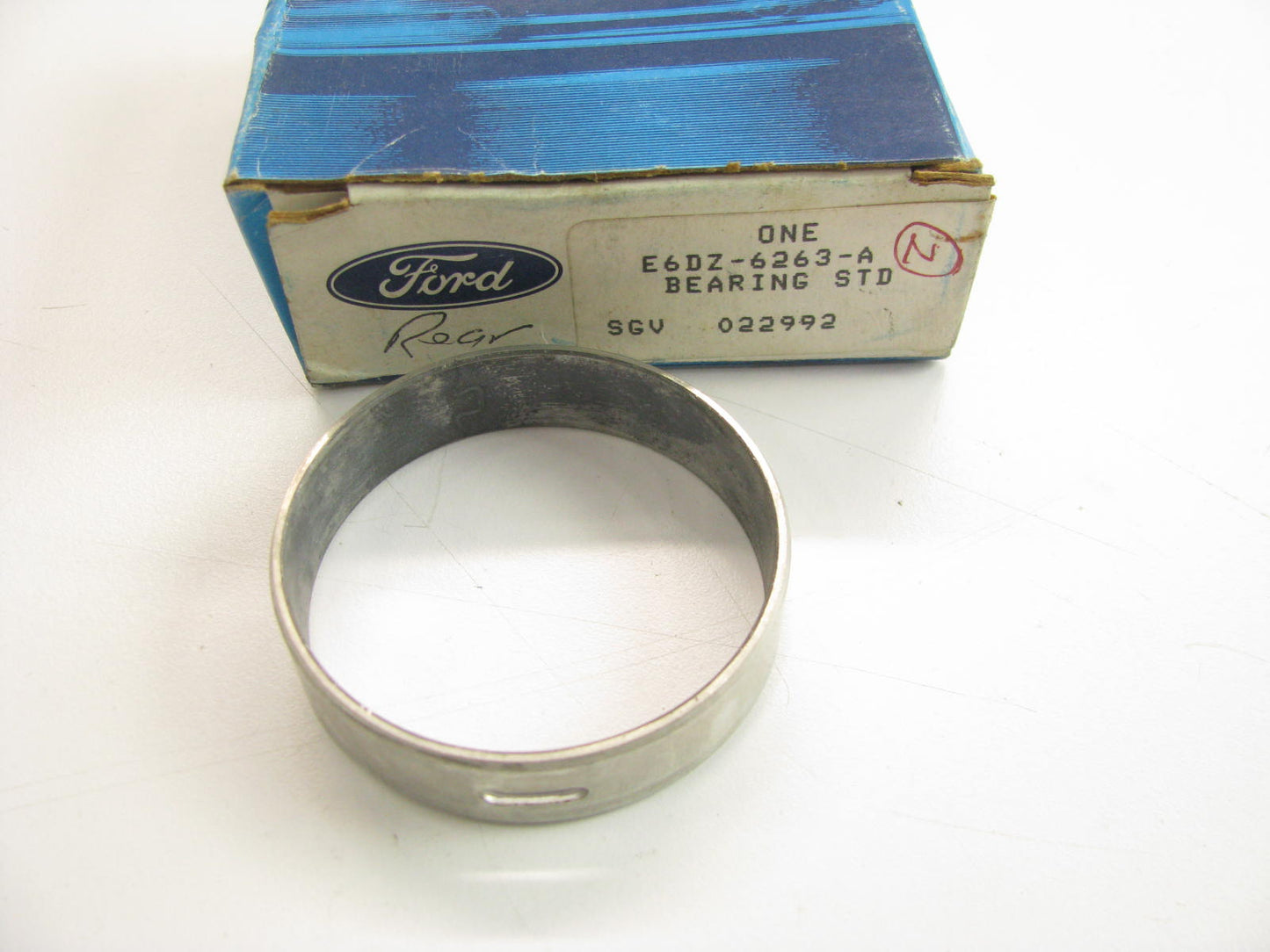 NEW - OEM Ford E6DZ-6263-A Rear Camshaft Bearing 1986-2005 3.0L