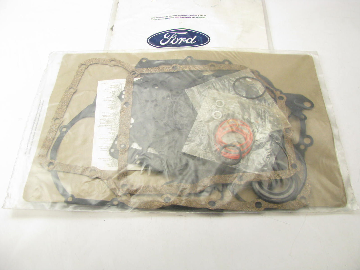 Ford OEM E6DZ-7153-A Automatic Transmission Gasket & Seal Kit 1986-1989 AXOD