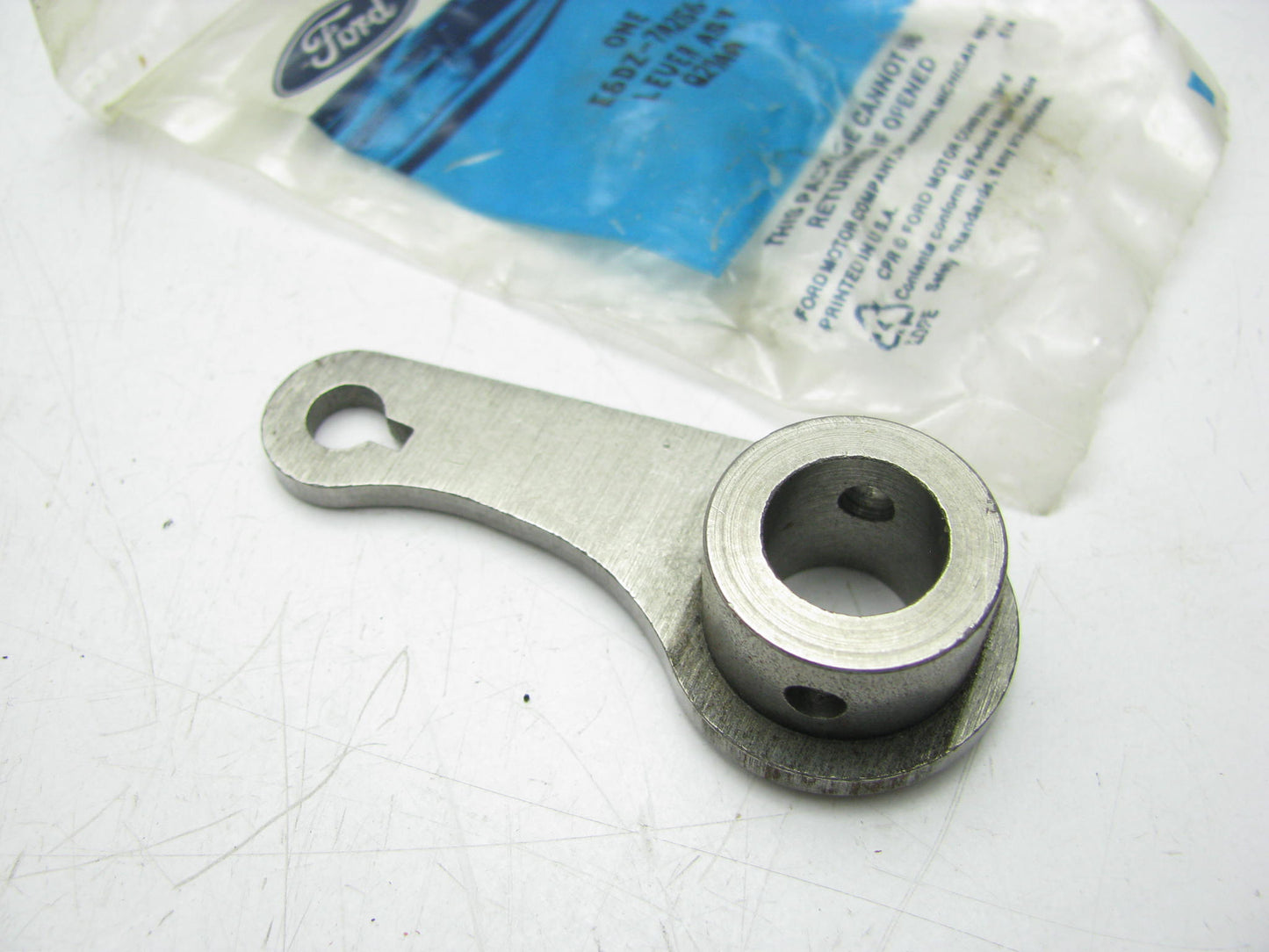 NEW GENUINE OEM Ford E6DZ-7A256-A Automatic Transmission Shift Lever