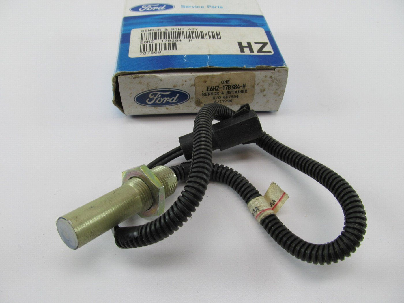 NEW - OEM Ford E6HZ-17B384-H Tachometer Sensor 1986-1991 CL9000 LTL9000 Cummins