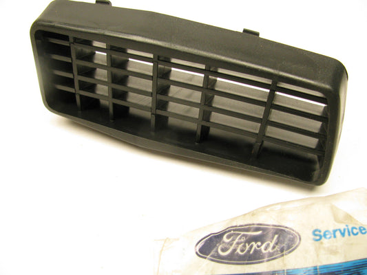 NEW - OEM Ford E6HZ-18C366-A A/C Heater Air Register Vent 1986-1998 CF600/800