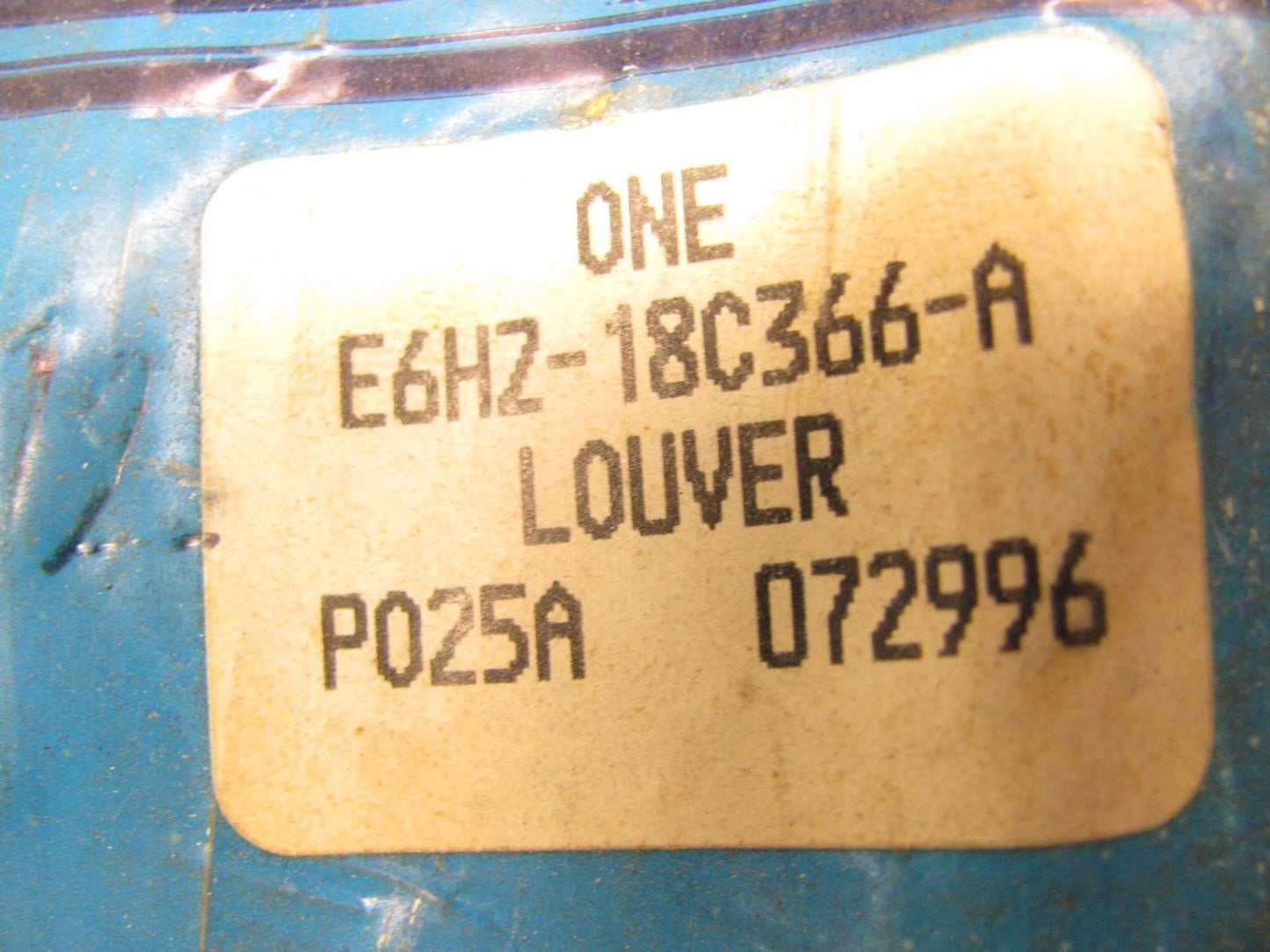 NEW - OEM Ford E6HZ-18C366-A A/C Heater Air Register Vent 1986-1998 CF600/800