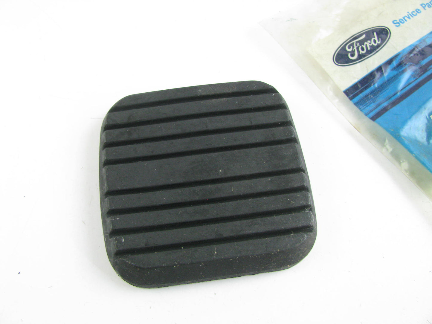 NEW - OEM Ford E6HZ-2457-A Brake / Clutch Pedal Pad For 1986-1994 CF6000 CF7000