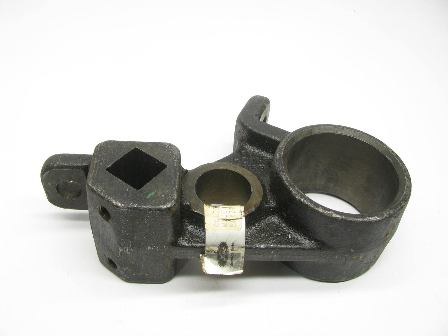 NEW - OEM Ford E6HZ-5K009-A Cab Pivot Lower Bracket 1986-94 CF6000 CF7000 CF8000