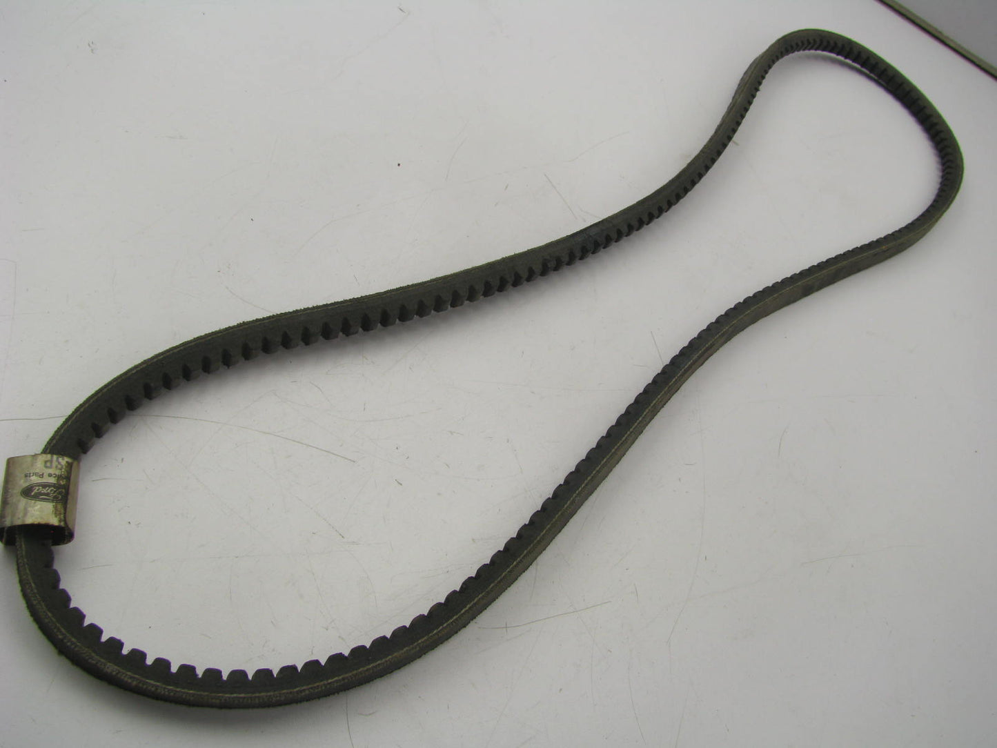 NEW - OEM Ford E6HZ-8620-C Accessory Drive Belt - 0.53'' X 63.50'' - 36 Degree