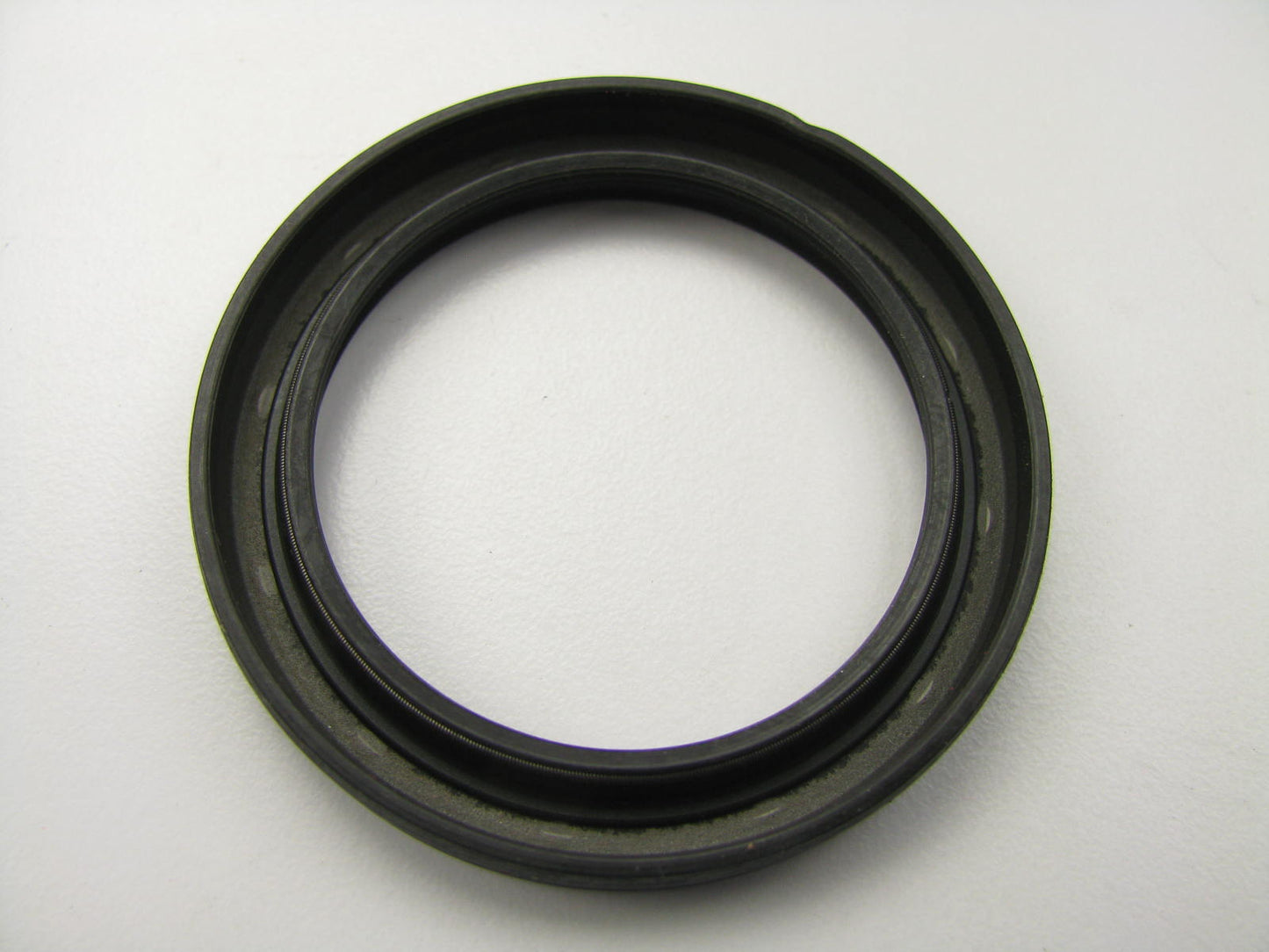 NEW - OEM Ford E6TZ-6700-A Front Engine Crankshaft Seal 1986-2004 2.8L 2.9L 4.0L