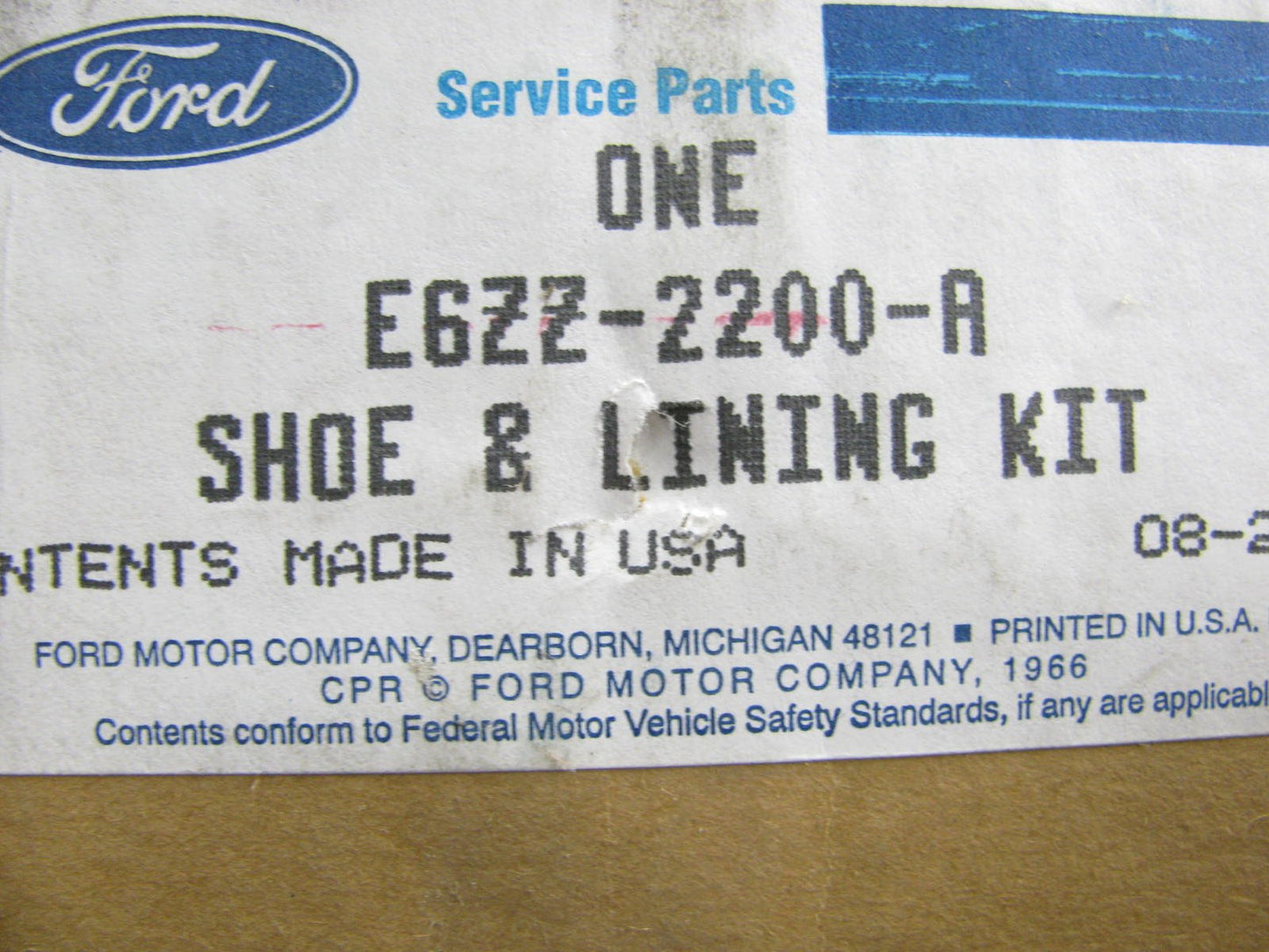 New Genuine Ford E6ZZ2200A Rear Drum Brake Shoes For 87-93 Mustang, 85-88 Cougar