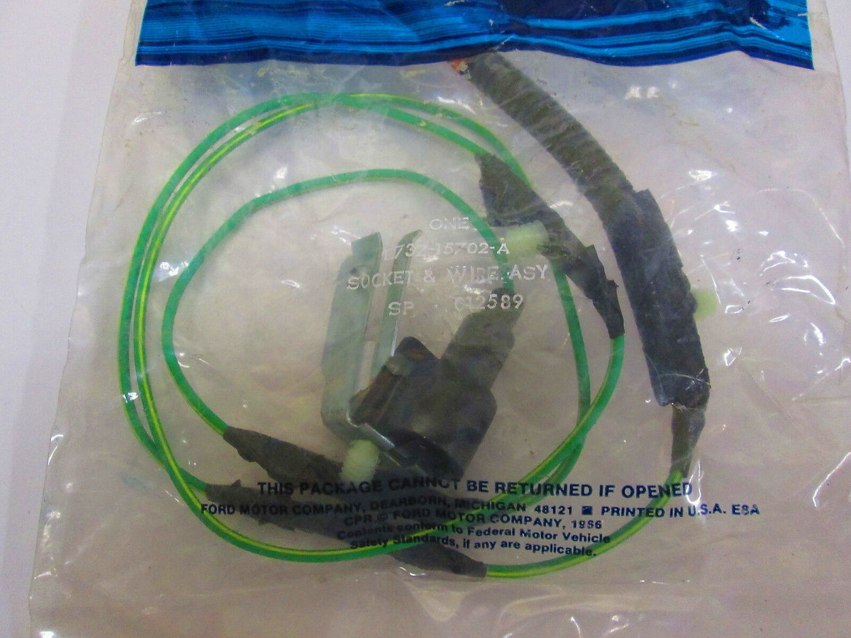 NEW - OEM Ford E73Z-15702-A Engine Compartment Lamp Assembly 87-90 Tempo, Topaz