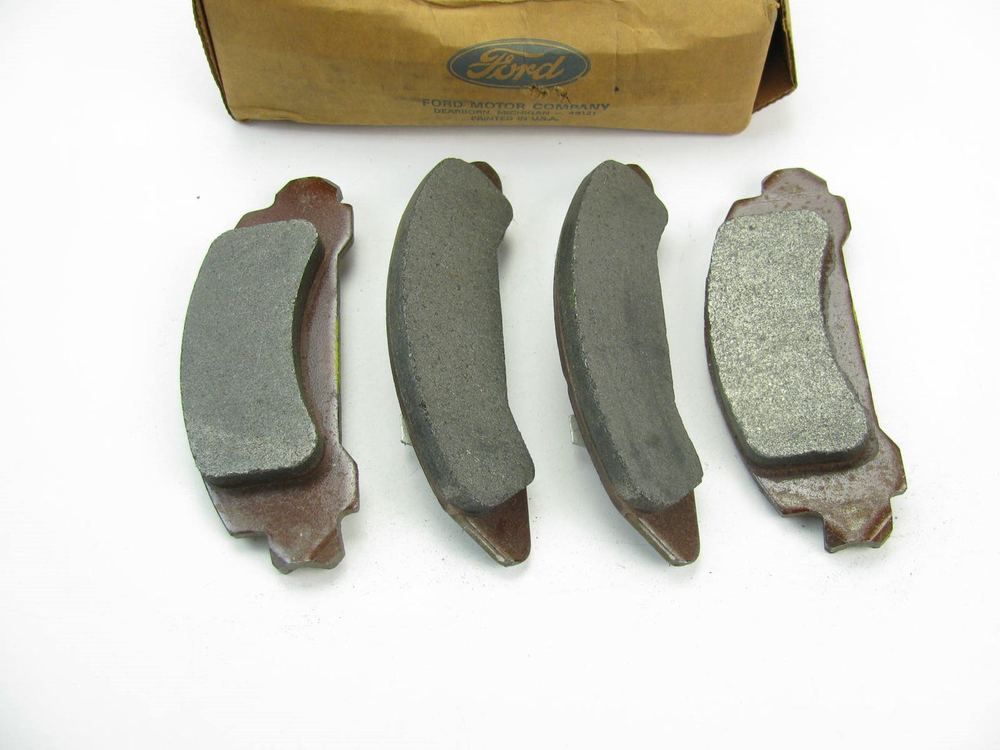 NEW GENUINE OEM Ford E79Z-2001-A FRONT Brake Pads - 1986-1987 Bronco II, Ranger