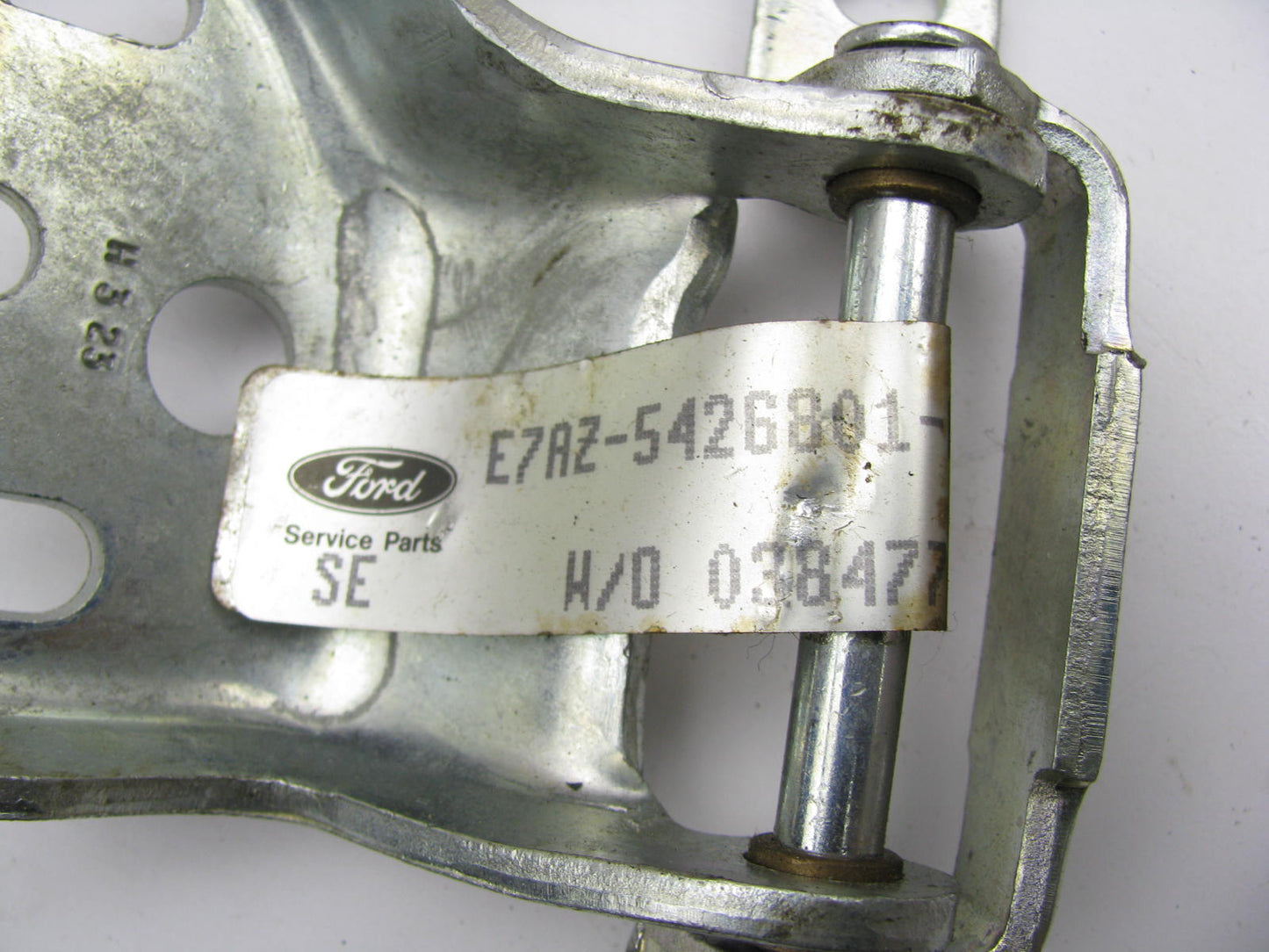 NEW GENUINE OEM Ford E7AZ-5426801-A REAR UPPER Door Hinge