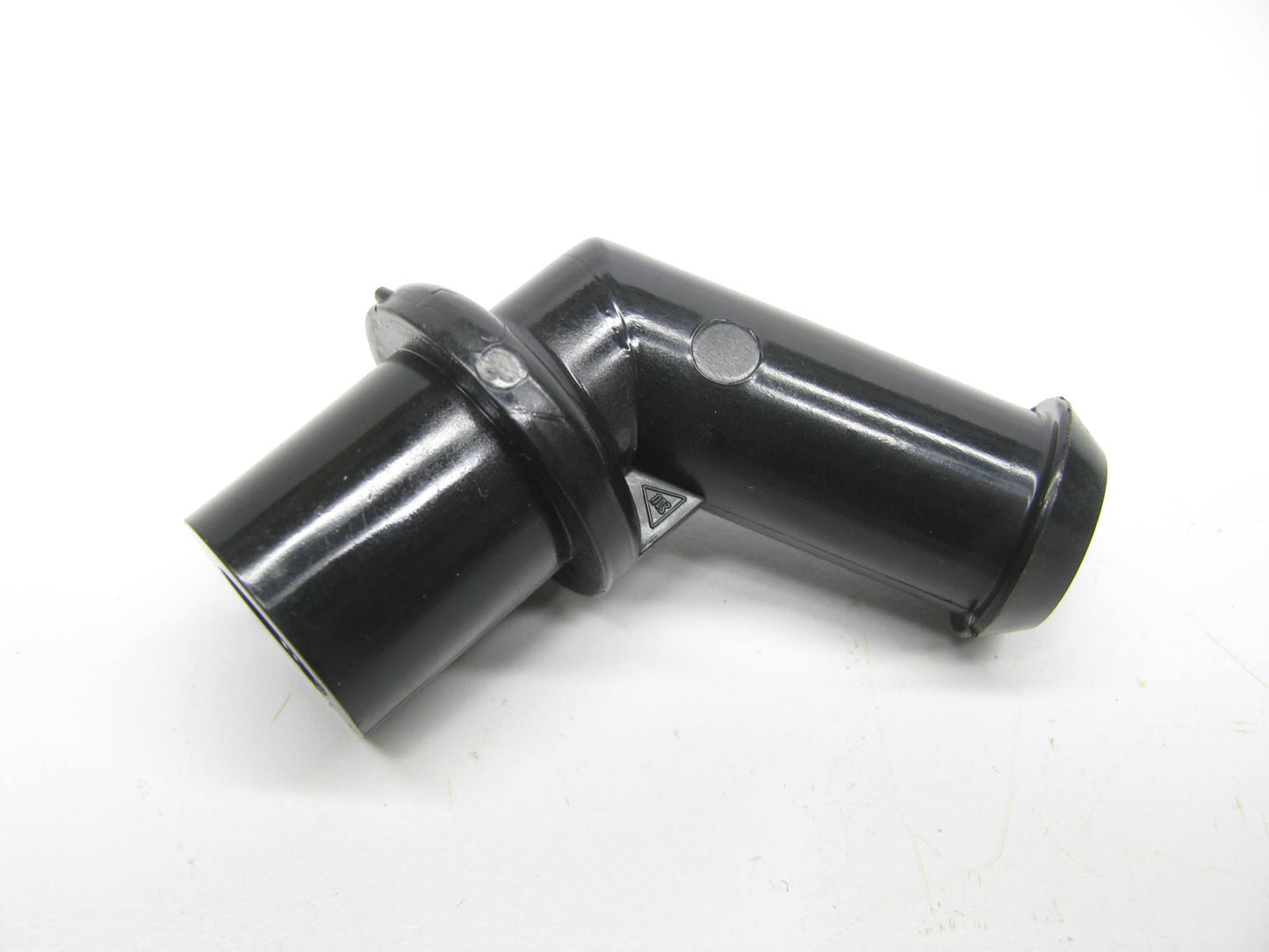 NEW - OEM Ford E7AZ-6767-A PCV Valve Elbow