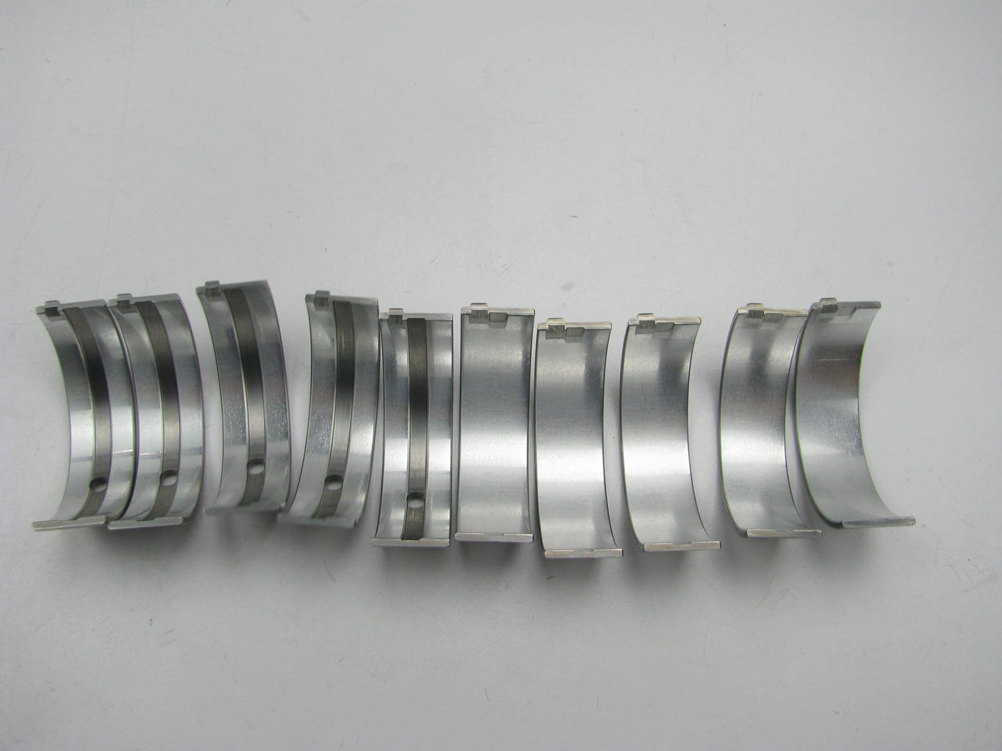 NEW Ford E7GZ-6333-E Engine Crankshaft Main Bearings 88-89 Tracer 1.6L STANDARD