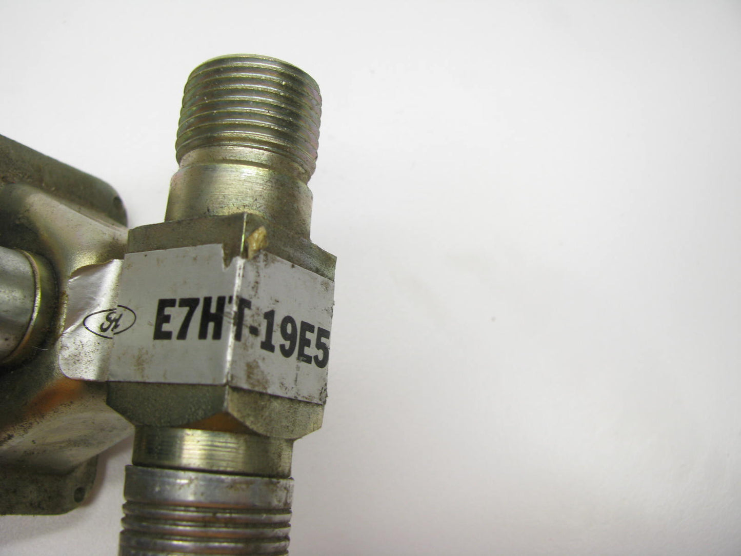 NEW - OEM Ford E7HT-19E574-AA High Pressure A/C Manifold 1987-94 F6000/8000 FTO