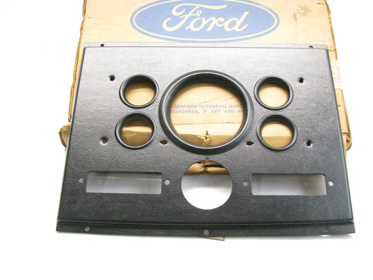 NEW - OEM Ford E7HZ-10876-C Instrument Cluster Bezel 1987-1988 L-Series 700/800