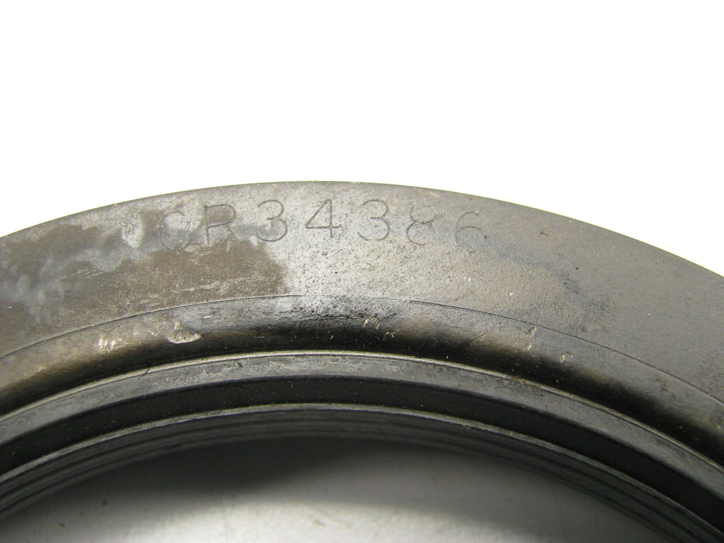 NEW - OEM Ford E7HZ-1175-A Wheel Seal - Rear Inner