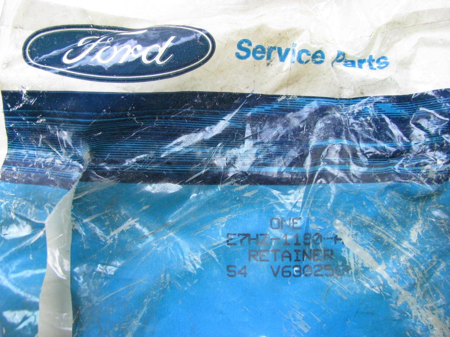 NEW GENUINE OEM Ford E7HZ-1190-A Front Inner Wheel Seal