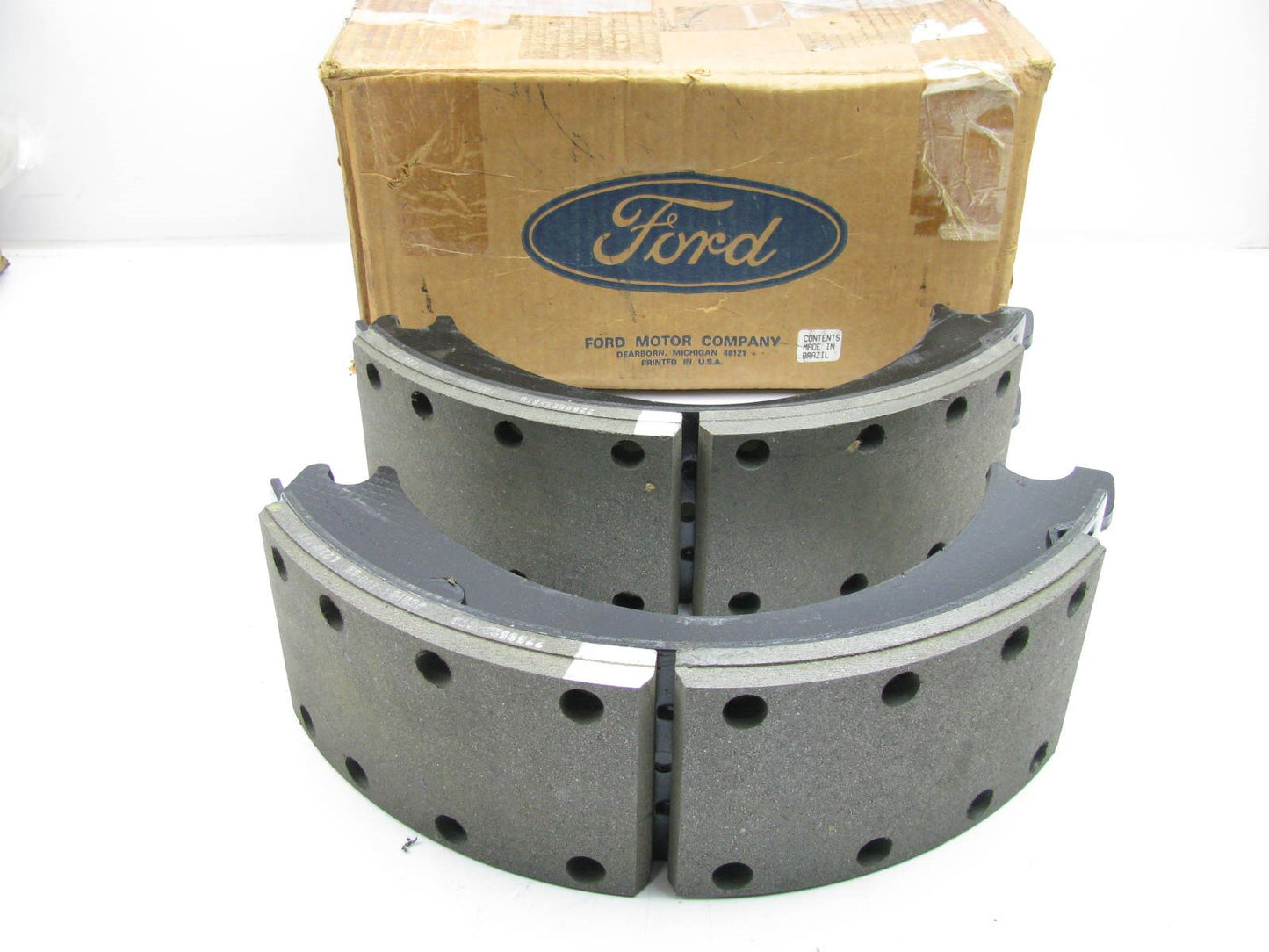 NEW Ford E7HZ-2001-B Front Brake Shoes 86-94 CF6000 CF7000 CF8000 Bendix 15x4''