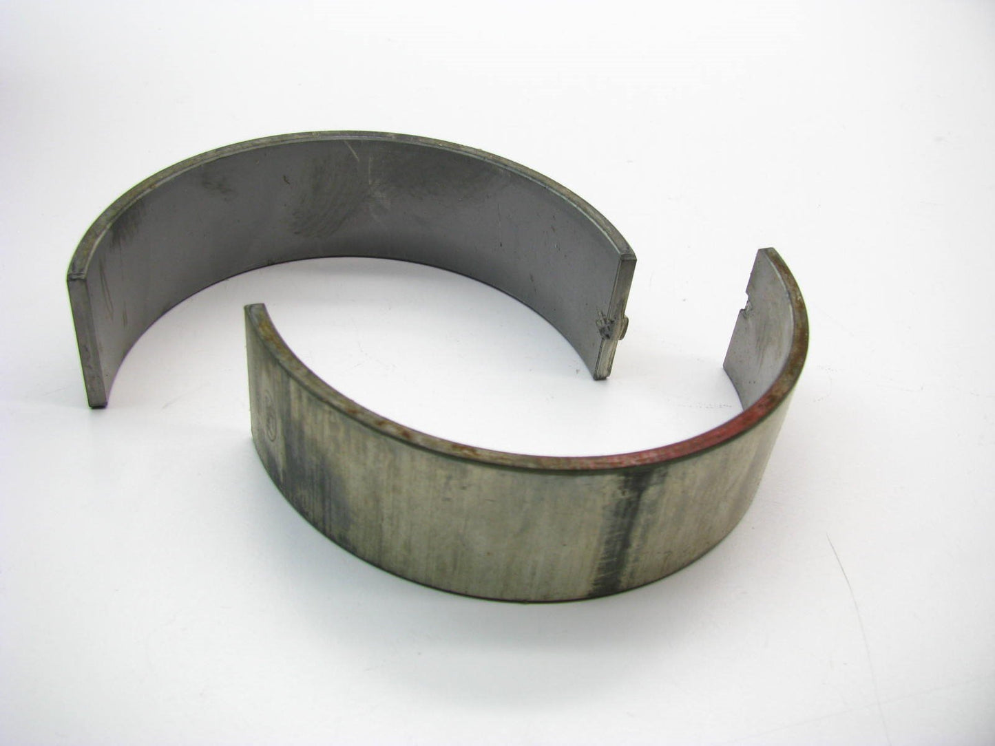 NEW OEM Ford 7.8L Brazil DIESEL I6 E7HZ-6333-HA Crankshaft Bearing PAIR Standard