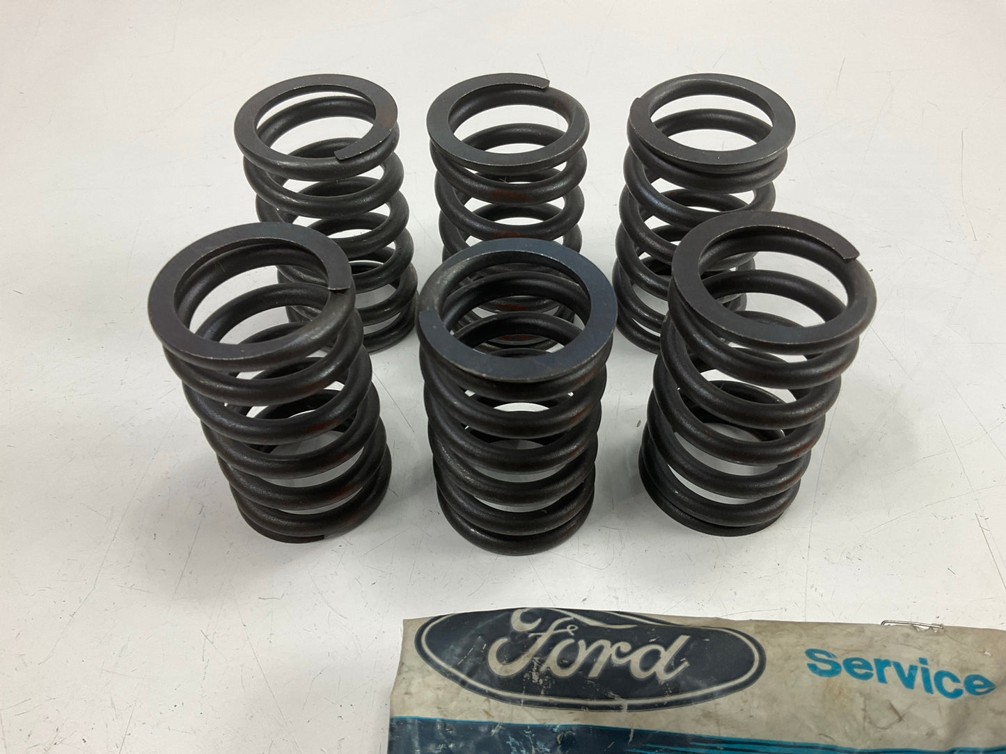 (6) NEW - OEM Ford E7HZ-6513-A Engine Valve Spring 1987-1994 7.8L-L6 FTO Diesel