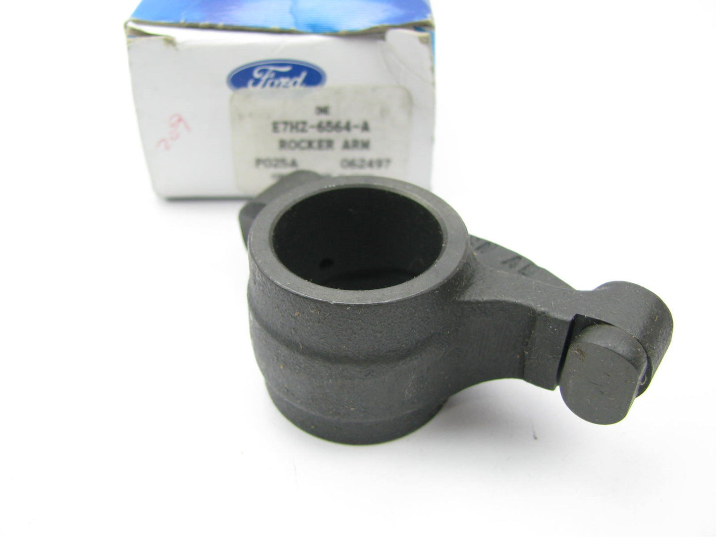 NEW - OEM Ford E7HZ-6564-A Rocker Arm Assembly 1987-1989 FTO 6.6L 7.8L Diesel