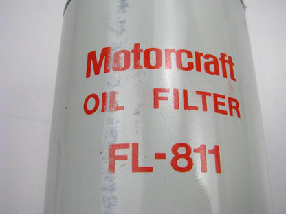 (1) NEW GENUINE OEM Ford E7HZ-6731-A Heavy Duty Diesel Oil Filter B600 F700 F800