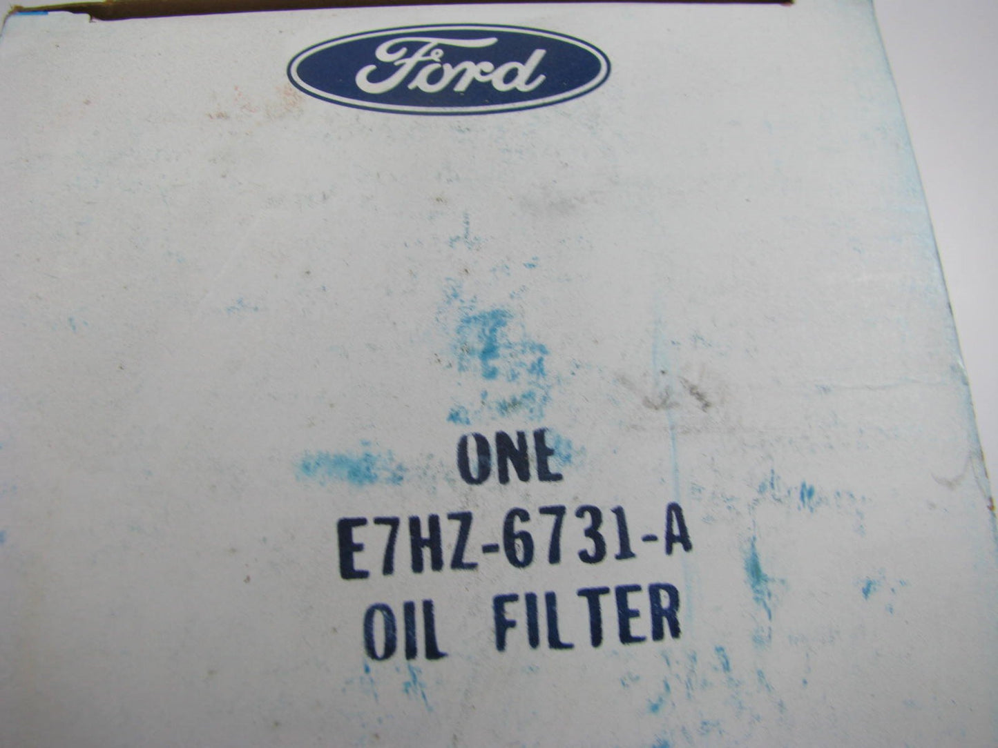 (1) NEW GENUINE OEM Ford E7HZ-6731-A Heavy Duty Diesel Oil Filter B600 F700 F800