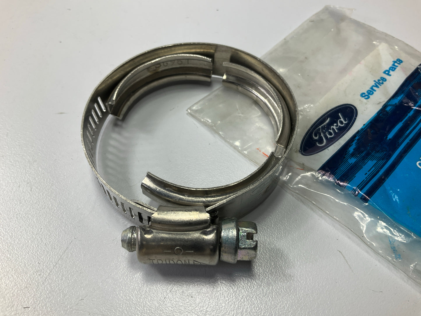 NEW - OEM Ford E7HZ-6A759-A Oil Filler Pipe Clamp 87-94 6.6L, 7.8L-L6 FTO Diesel
