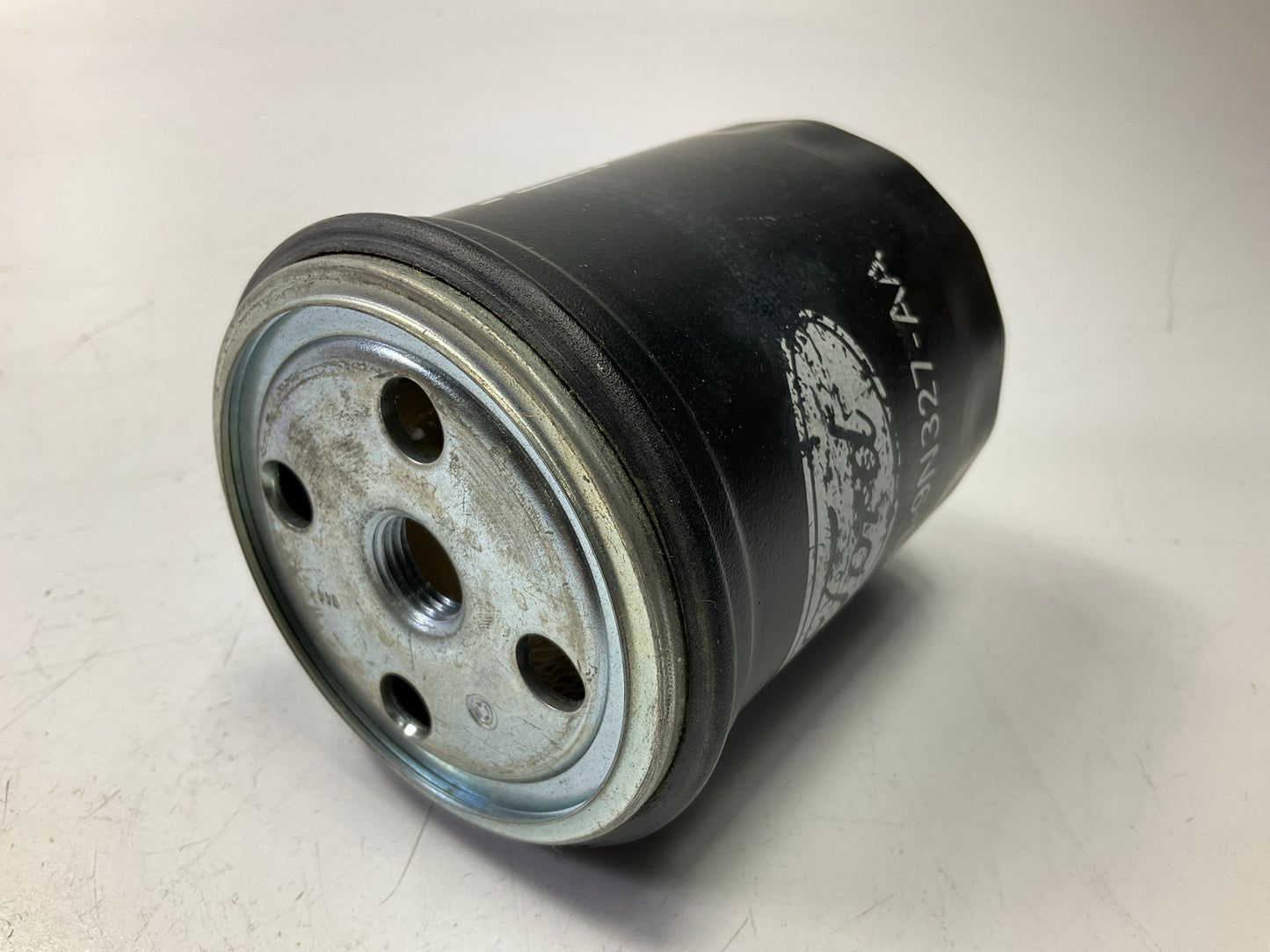 NEW GENUINE OEM Ford E7HZ-9365-A / E7HN-9N327-AA Fuel Filter