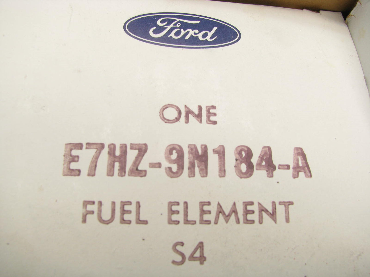 NEW - OEM Ford E7HZ-9N184-A Fuel Water Seperator Diesel Fuel Filter