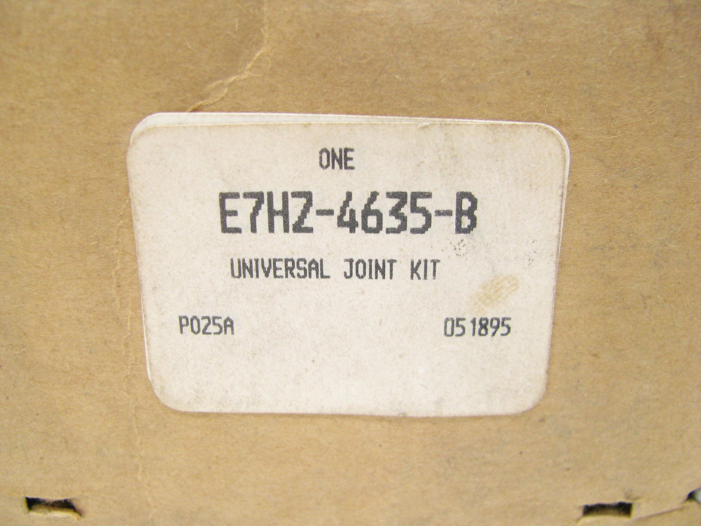 NEW OEM Ford E7HZ4635B HEAVY TRUCK U-Joint Universal Joint 5-438X IH 1696914C91