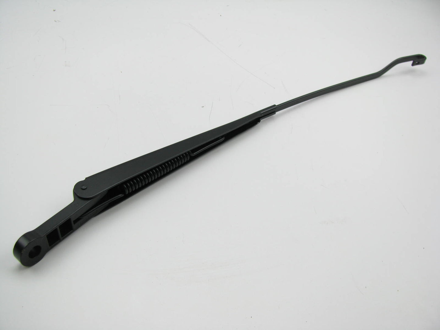 NEW - OEM Ford E7RY-17526-A RIGHT Windshield Wiper Arm 1988 Merkur Scorpio