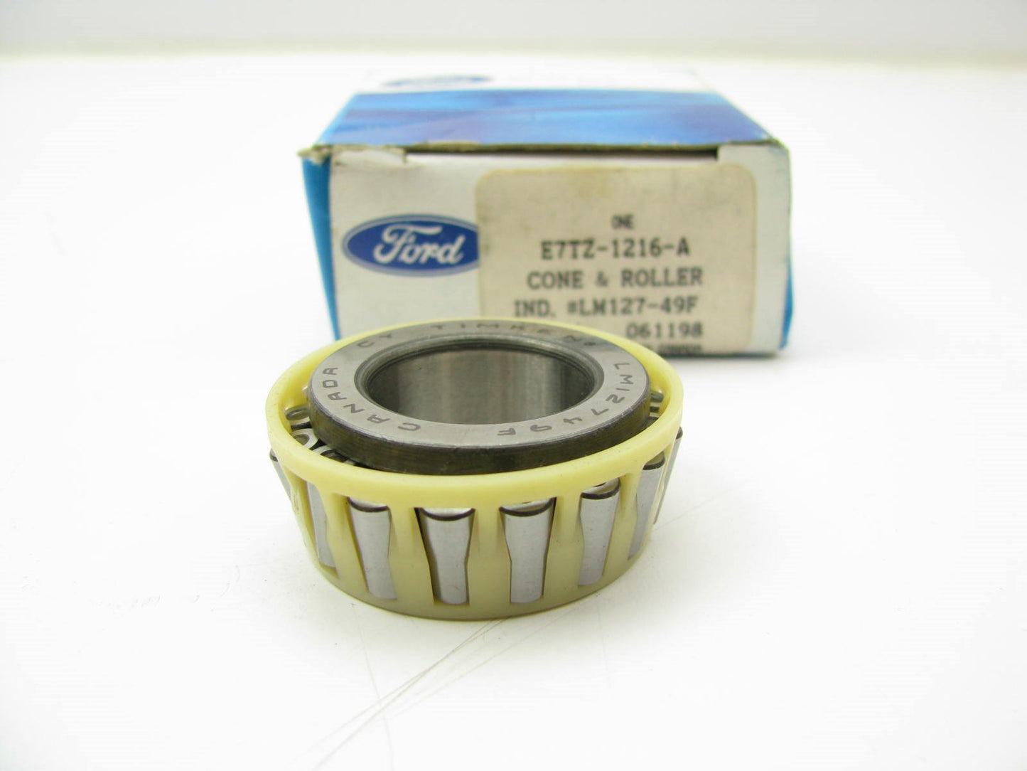 New Genuine OEM Ford E7TZ-1216-A Outer Cone Roller Wheel Bearing