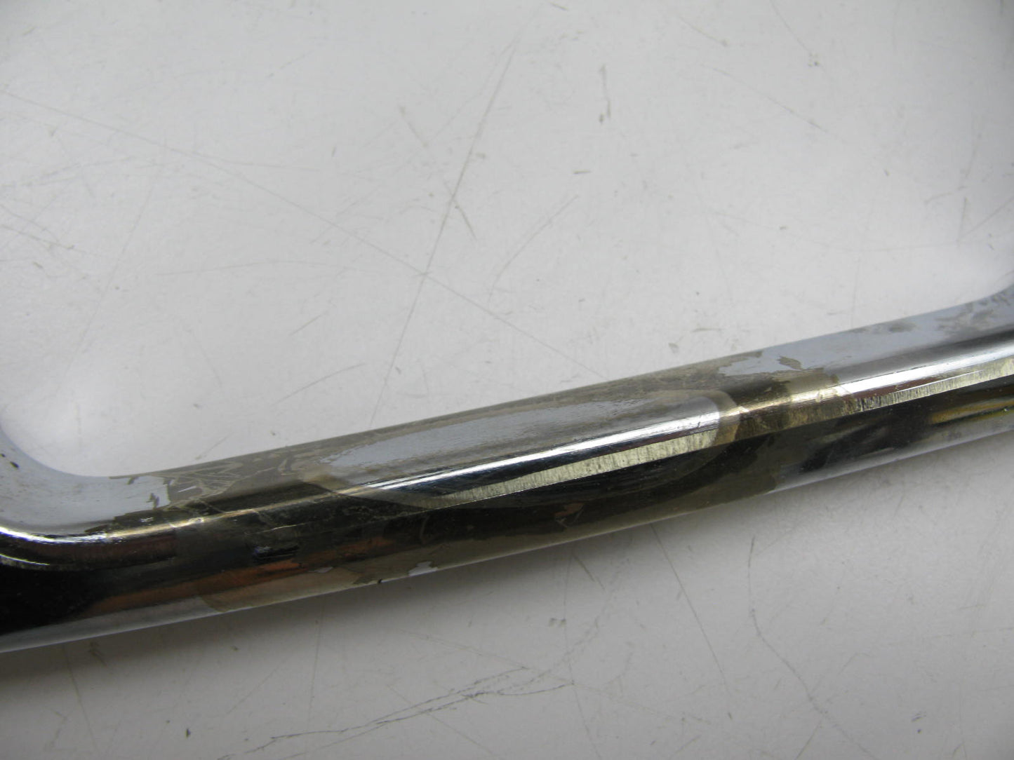 DAMAGED CHROME - Ford E7TZ-1522404-A Front Right Passenger Side Door Handle