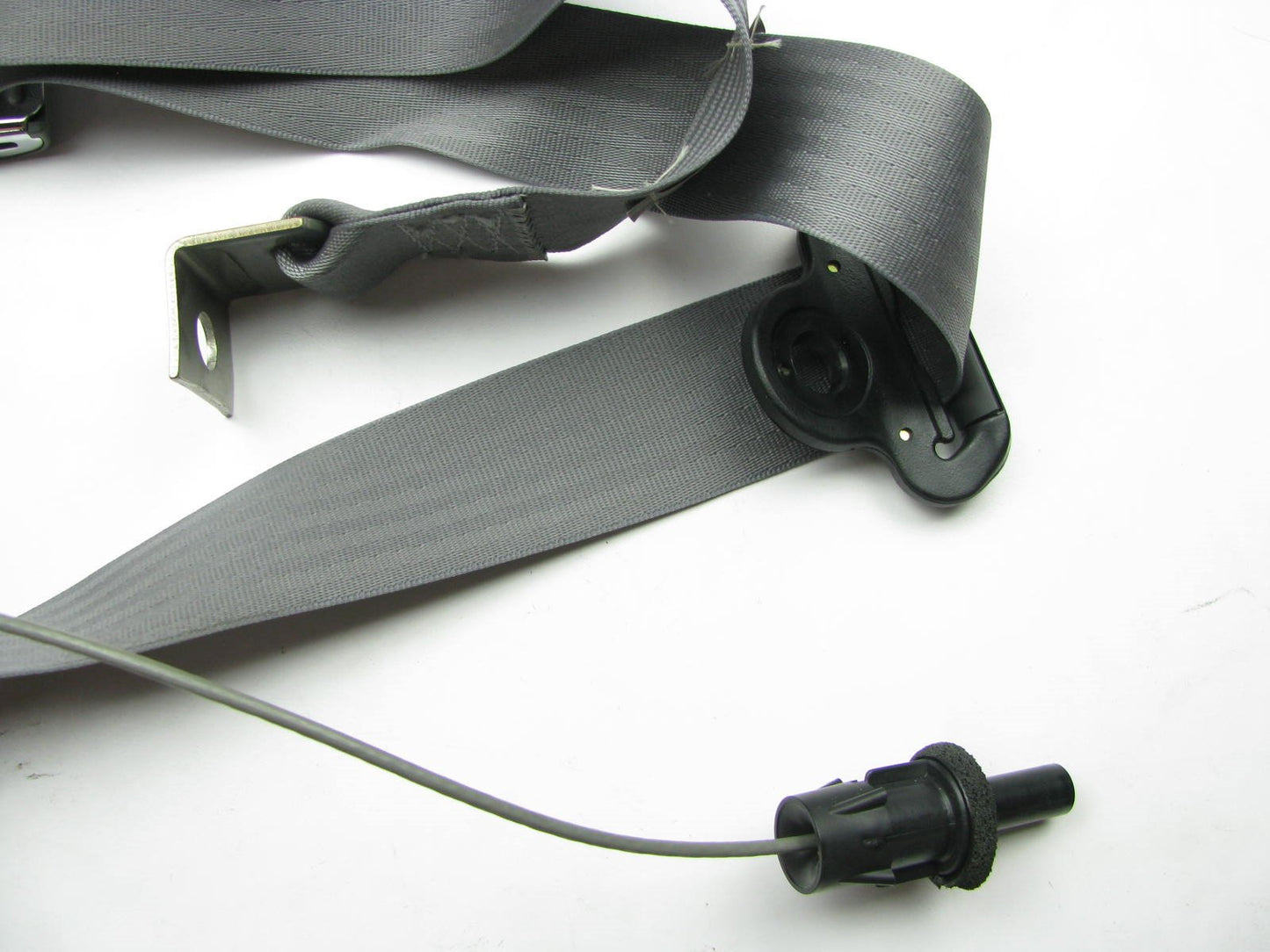 NOS Left Driver Seat Belt Complete W/ Retractor & Latch OEM Ford E7TZ-18611A73-H