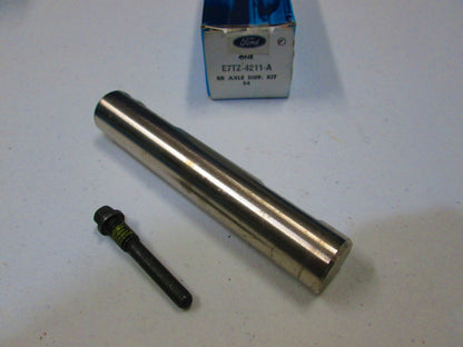 NEW - OEM Ford E7TZ-4211-A Differential Pinion Shaft